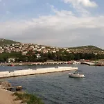 Apartman Riva *