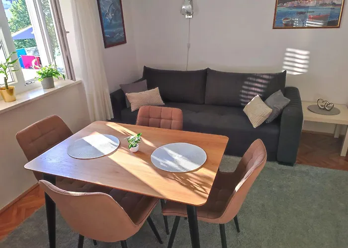 Appartement Riva Klenovica