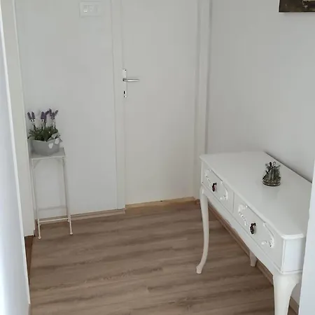 Riva Apartmán Klenovica